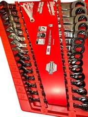 Milwaukee 48-22-9416 15pc Ratcheting Combination Wrench Set – SAE