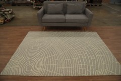 Modern Spiral Design Rug 5×7 Hand-Tufted Wool in Soft Grey Tones for Any Room