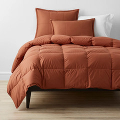 [FLASH SALE] The Company Store LaCrosse Premium Down Light Warmth Comforter