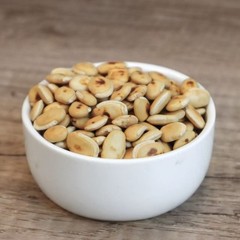 Dried White Hyacinth Bean White lablab bean Bai bian dou 1lb and 0.5 lb九龍堂 炒白扁豆