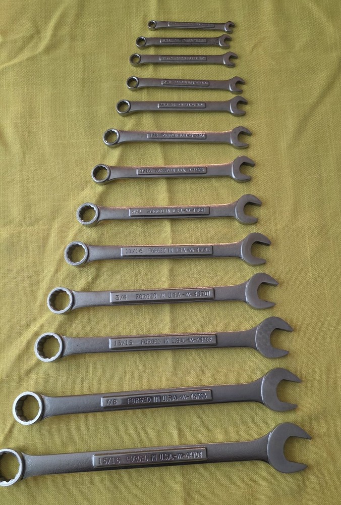 Craftsman SAE – 12 PIECE COMBINATION WRENCH SET -all marked”V”, 15/16″ to 1/4″