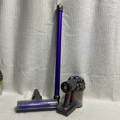 Dyson V6 Animal Cordless Vacuum Purple / Silver