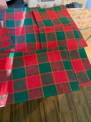 8 Royal Crest Holiday Xmas Placemats Green Red Plaid Gold Trim W/ Poinsettia VTG