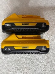 2 New Dewalt 20V Volt Max DCB240 4.0Ah Lithium Ion Batteries Li-ion DCB240-2