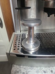 DeLonghi Ec702 15 Bar Pump Driven Espresso Latte and CappuccinoMakerTested Bundl