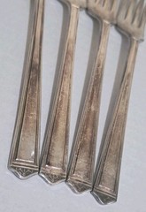 1847 Rogers Bros ANNIVERSARY International Silver Plate Flatware 4 Dinner Forks