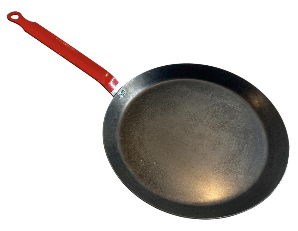 de Buyer France 9.5″ Carbon Steel Crepe Pan – 24cm Red Silicone Handle Mineral B