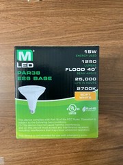 maxlite 15p38wd27fl par 38 wet rated dimmable @120 volts 15 watts 60 hz 2700k