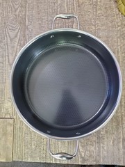 HexClad 7Qt Hybrid Deep Sauté Pan and Chicken Fryer With Lid