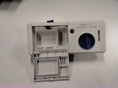 Whirlpool WPW10671905 – OEM dishwasher detergent dispenser assembly