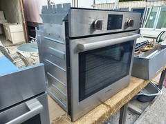 Used SS Bosch Wall Oven 4.6 Cu Ft Built In Model# HBL57M32UCC/02 Good Condition