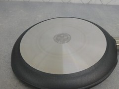 Swiss Diamond Classic Nonstick 10.25 Inch Crepe Pan – NEW
