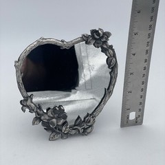 Heart Shaped Cast Iron Silver Make Up Mirror – Desk Top Branch Flower