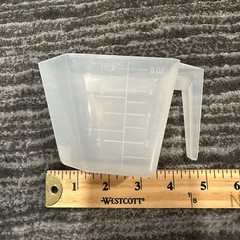1 Cup Plastic Measuring Cup Pouring Laundry Rectangle Cup Oz Ounces ML & CC New