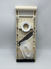 Benriner Super Mandoline Slicer No.95 Beige 95mm (Made in Japan)
