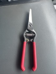 Corona Thinning Snip 8” Narrow High Carbon Steel Blade Spring Loaded New