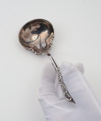 Solid Gravy Ladle Antique Baroque Silverplate by Wallace Silver 6.5 in