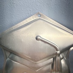Wilton Smiley Face Cake Pan 10in Aluminum Non-Stick Oven Safe MPN 2105-2973