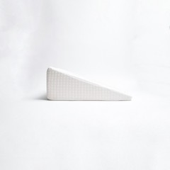 Dosaze Therapeutic Cooling Wedge Pillow