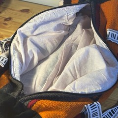 100%Wool Ecuador Duffel Bird/Tribal Pattern