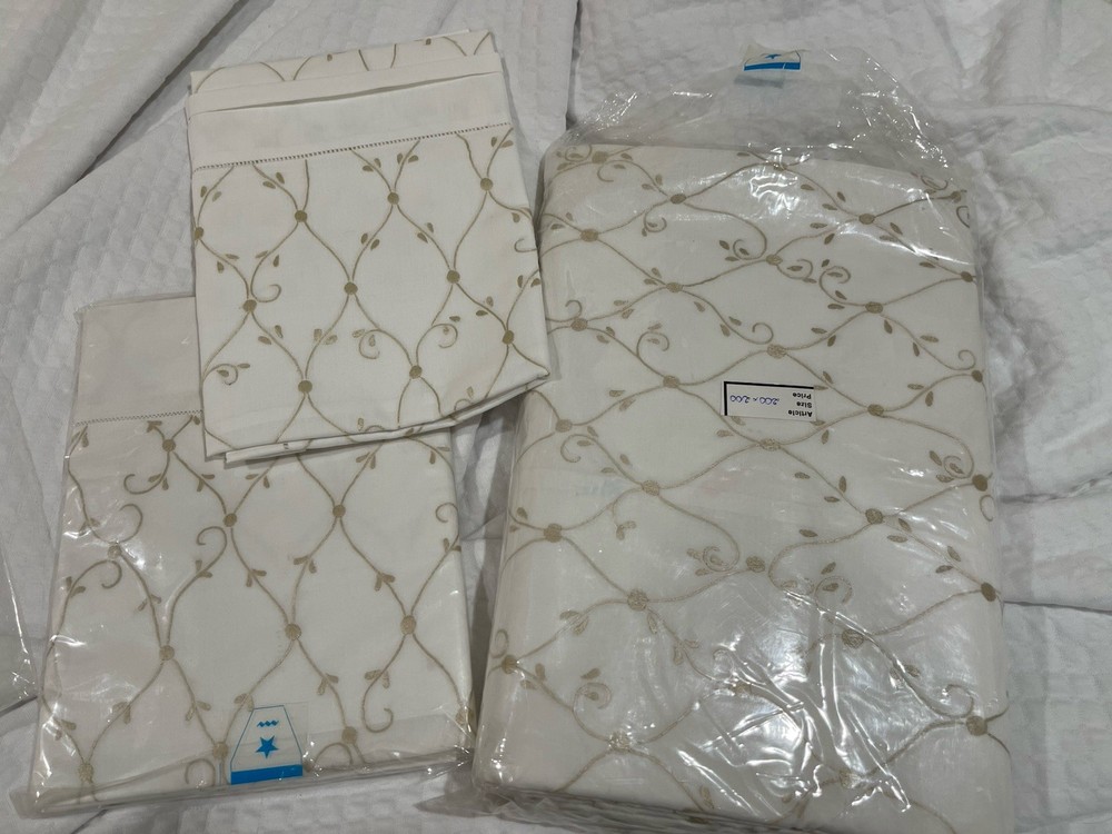 NWT Vietnam 3pc Full Duvet Set 100% Cotton White Embroidery 78”x78”