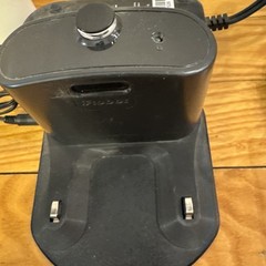 iRobot Roomba 550 Robotic Vacuum Cleaner w/ (2) Lighthouses and Home Base+ More
