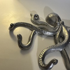 Heavy Cast Iron Silver ColorOctopus Coat Hook Key Rack towel hook Nautical Decor