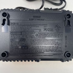 DeWALT DCB118 20V/60V 8A Fast Charger Yellow Single-Port
