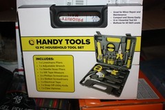 NEW NIB HANDY TOOLS 12 Piece Household Tool Set w/Molded Carrying Case #03790