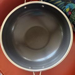 LIGHTLY USED HexClad Hybrid 12 in Nonstick WOK Frying Pan NO Glass Lid