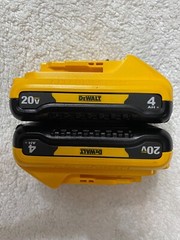 2 New Dewalt 20V Volt Max DCB240 4.0Ah Lithium Ion Batteries Li-ion DCB240-2