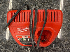 Milwaukee M12 3453-20 FUEL 1/4″ Hex Impact Driver W/ Battery, Charger, Case-USED