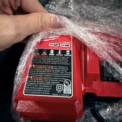 New Milwaukee M12 FUEL 1/4 Hex Impact Driver 3453-20 CP2.0 Battery M12/18 Charge