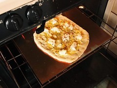 1/4″ Steel Pizza Baking Plate, 1/4″ x 14″ x 16″, Rounded Corners, Hole, A36