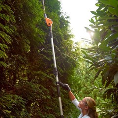 WORX WG252 Cordless 20V 2-in-1 Hedge Trimmer w/ Attachment Capabilities