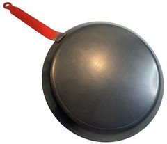 de Buyer France 9.5″ Carbon Steel Crepe Pan – 24cm Red Silicone Handle Mineral B