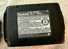 2*GENUINE MAKITA**BL1860B*18V LXT LITH-ION*6.0 Ah BATTERY*WITH CHARGE INDICATORS