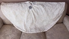 New ~ Southern Living 58 in. Christmas Tree Skirt White Velvet NWT $110