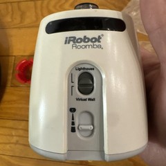 iRobot Roomba 550 Robotic Vacuum Cleaner w/ (2) Lighthouses and Home Base+ More