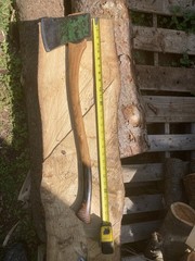 Old Axe head 6 in blade, wood handle 19 in, 4.49 lb