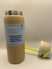 Owala 32 oz FreeSip Stainless Steel Water Bottle Color: Beachfront Yellow READ!