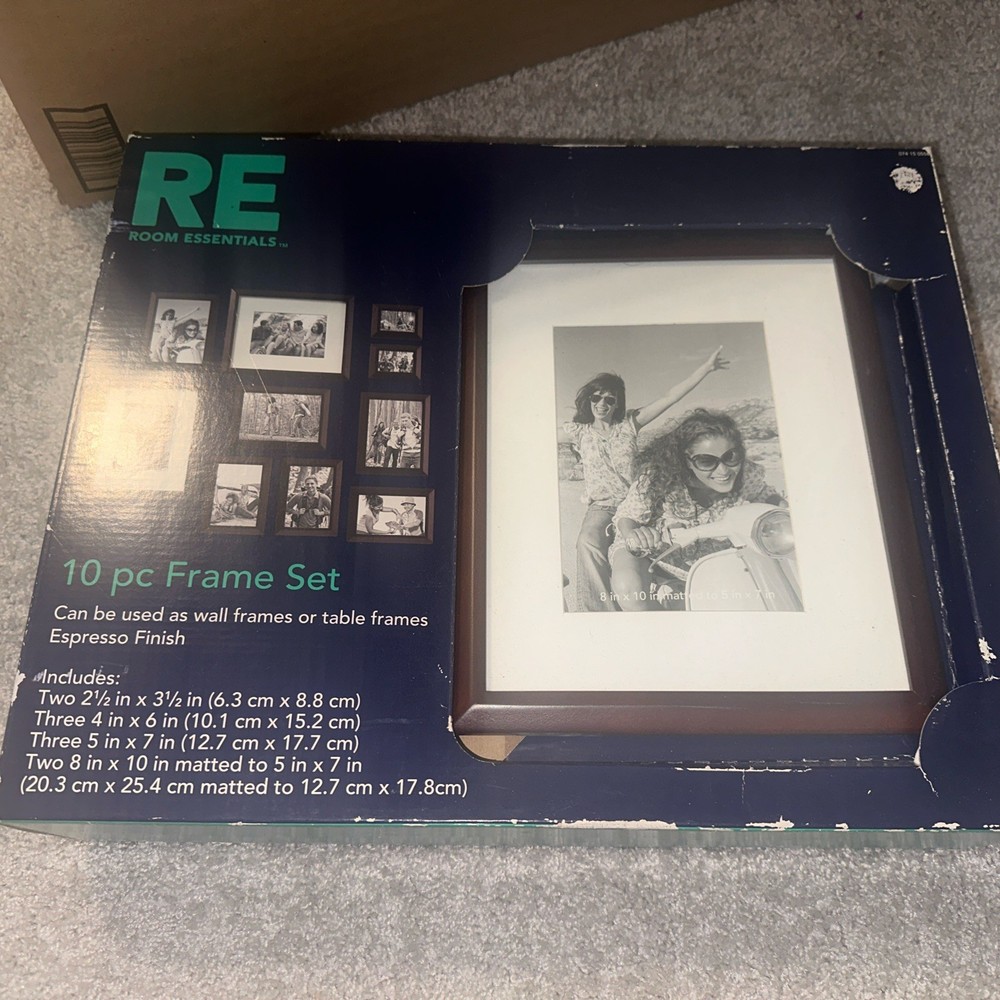10 Piece Photo Gallery Wall Black Frame Collage Set 8×10 5×7 4×6 2.5×3.5 NIB