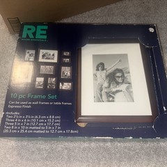 10 Piece Photo Gallery Wall Black Frame Collage Set 8×10 5×7 4×6 2.5×3.5 NIB