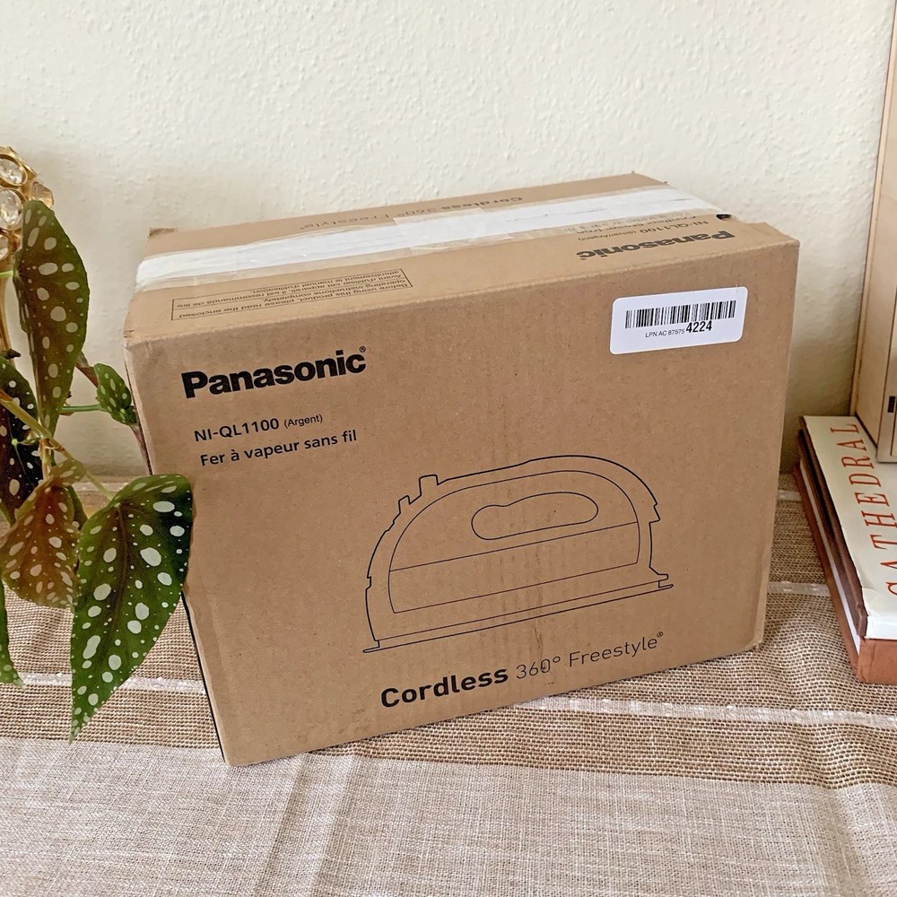 Panasonic NI-QL1100 Cordless 360 Freestyle Quilting Steam Iron Silver w/Case