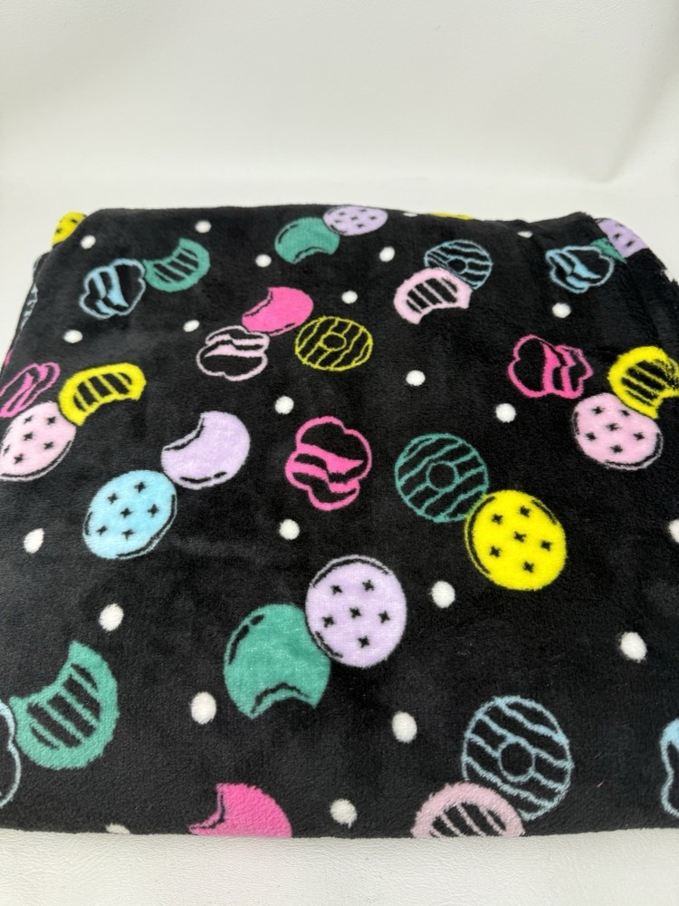 Girl Scout Cookies & Dots Fleece Blanket 60.5″ x 57.5″ NWT