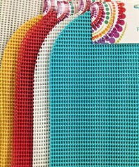 Set of 4 PVC Vinyl Waffle Weave Perforated Placemats None Slip Color 13″x18″