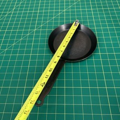 de BuyerClassic Carbon Steel Crepe Pan 7” Some Rust Spots USED