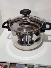 Fagor 8L Stainless Steel Pressure Cooker Pot w/Lid Induction Gas Compatible