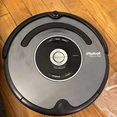 iRobot Roomba 550 Robotic Vacuum Cleaner w/ (2) Lighthouses and Home Base+ More