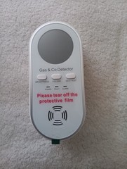 Carbon Monoxide & Gas Detector. Home and Business Safety Devise, Model: KH158